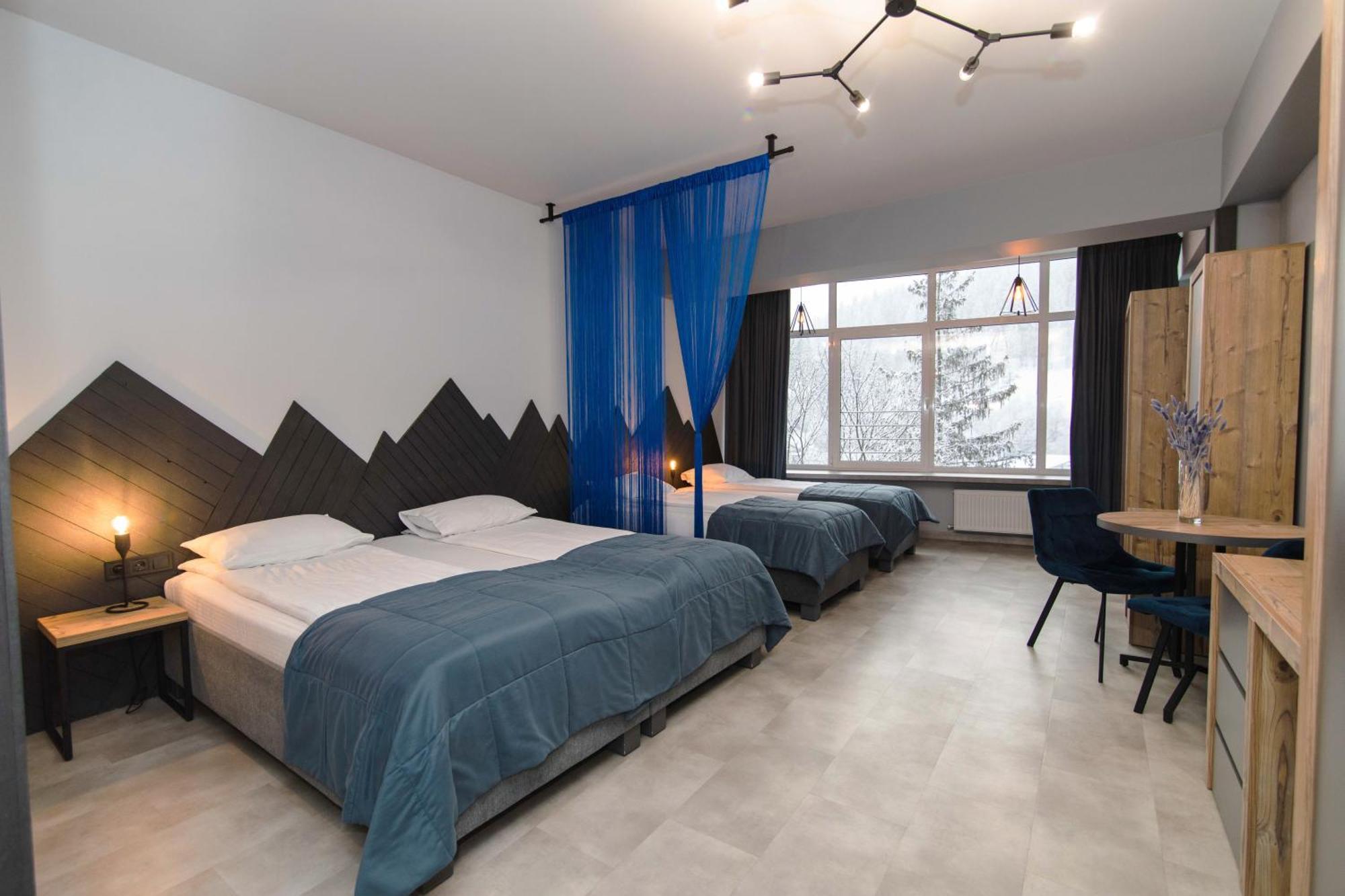 Blue Mountain Hotell Bukovel Exteriör bild
